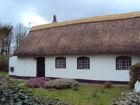 John Middleton's Cottage, Hale village